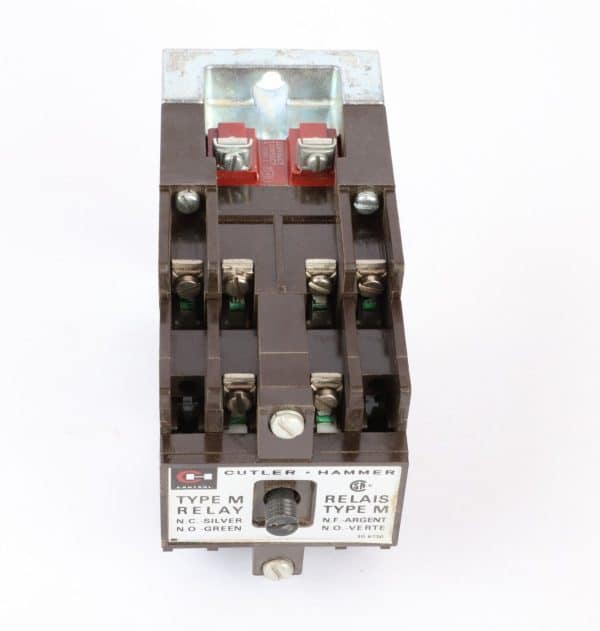 Eaton Cutler Hammer D26MR60A Type M Control Relay, 6 N.O Contacts, 120V Coil
