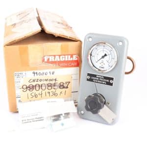 Fisher FS-670-1 670 Series Panel Mount Manual Loading Pressure Regulator Valve